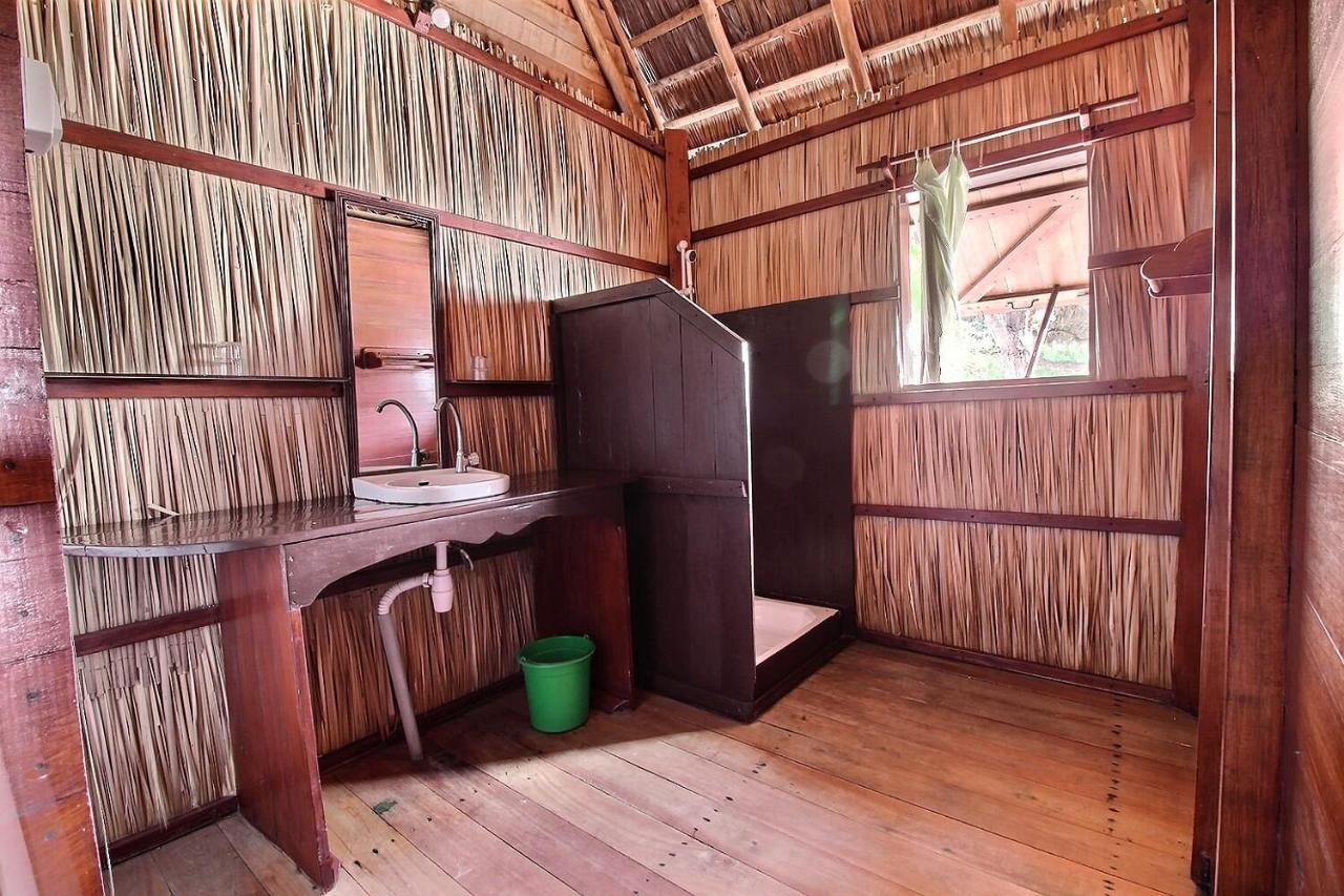 Ecolodge Du Menabe Belo Exterior photo