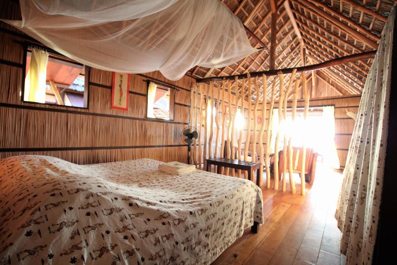 Ecolodge Du Menabe Belo Exterior photo